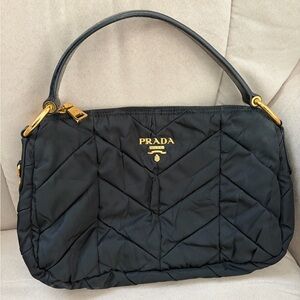 Authentic Vintage Prada Tessuto Quilted Nylon Shoulder Bag – BR3774, Nero- Black